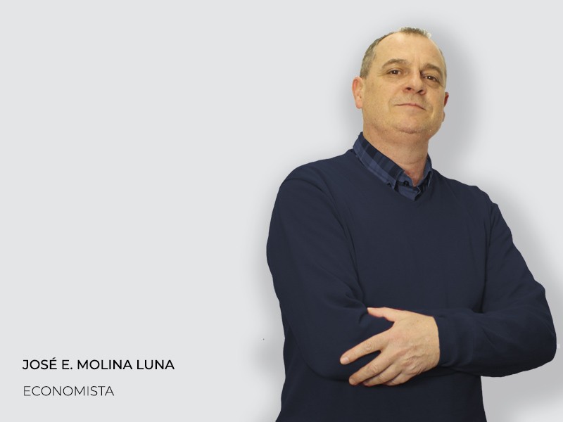 José E. Molina Luna